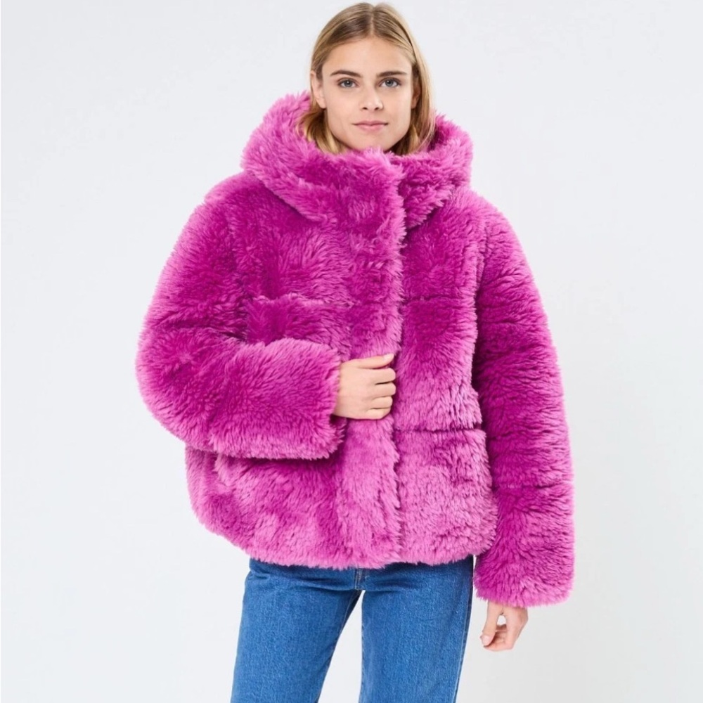 UGG Ronney Pink Furry Hooded Jacket Barbiecore RARE